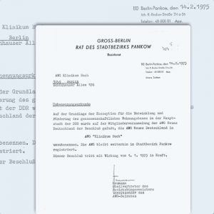 1. Januar 1975 – Aufgabe der Hauptträgerschaft der Druckerei „Neues Deutschland“ und Übernahme durch das städtische Klinikum Buch
Umbenennung in AWG „Klinikum Buch“